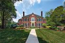 5432 Summerpond Court sold home in Charlotte, SC