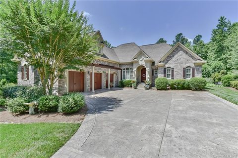 7328 Webbs Chapel Cove Court