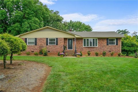 1206 Christopher Circle 11