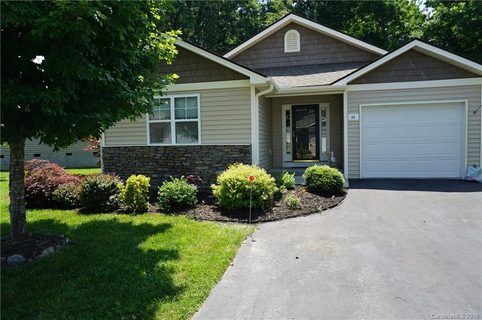 85 Clear Creekside Drive sold home in Clear Creek Landing, Hendersonville, NC