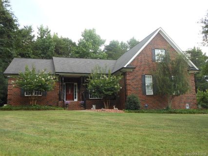 Previously sold for $305,500