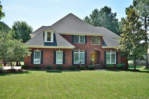 5246 Lake Wylie Road sold home in Tioga Pointe, Clover, SC