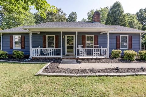 516 Nash Court