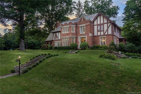Previously sold for $900,000