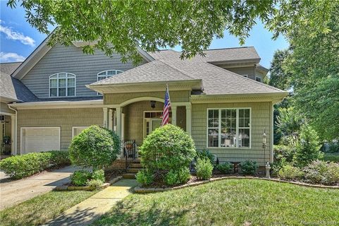 18925 Cloverstone Circle sold home in Edinburgh, Cornelius, NC