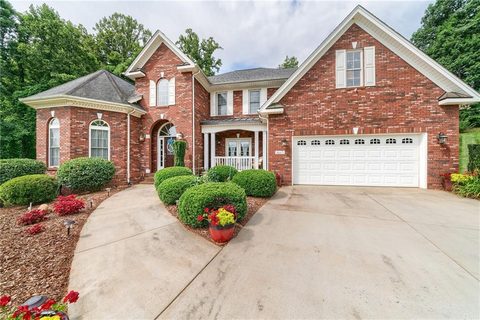 2665 Williamsburg Drive