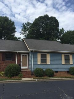 1300 Larchmont Place 902