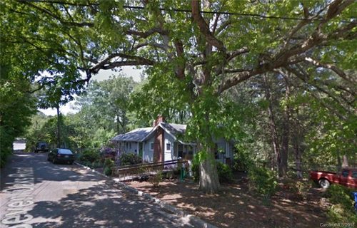 34 Vandalia Avenue 15