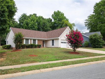 10109 Fairlea Drive 5