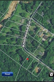 8418 Knollwood Circle