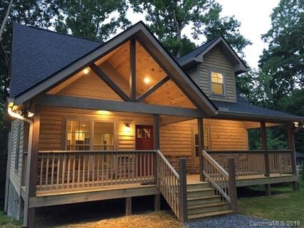 212 Sunset Drive