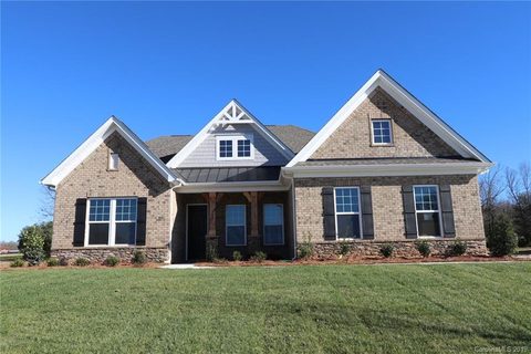 520 Chicory Circle 7 sold home in Casalino, Weddington, NC