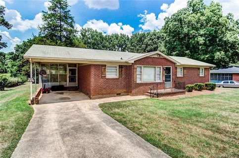 4419 Hamilton Circle