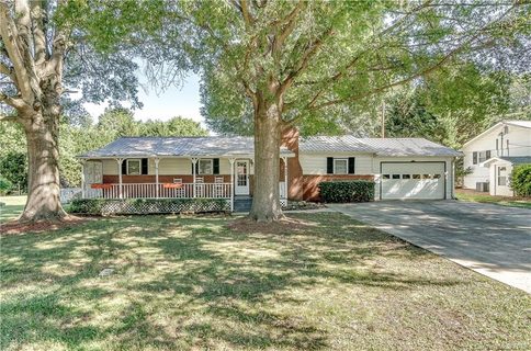 504 Brownlee Drive