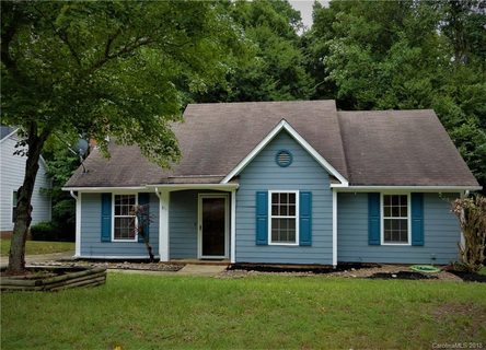 811 Foxborough Road sold home in Autumn Glen, Charlotte, NC
