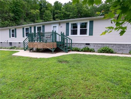 24 Roost Road sold manufactured home in Turkey Pen Gap, Horse Shoe, NC