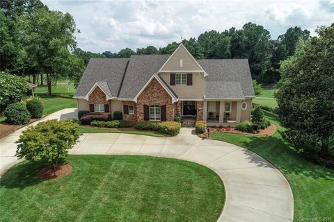 3617 Golfview Drive