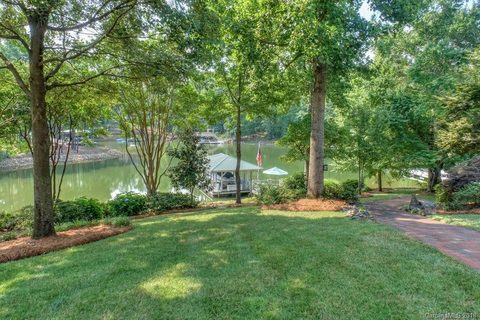 219 Bullfinch Road