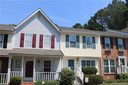 8240 Circle Tree Lane sold home in Charlotte, SC