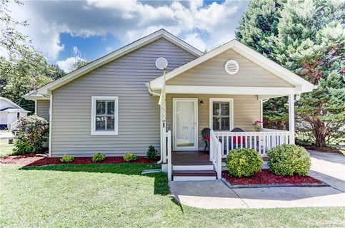 109 Cross Street sold home in South Fork Crossing, Belmont, NC