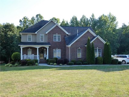 415 Autumnlight Drive