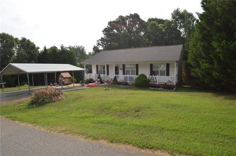 421 Forest Drive sold home in Forest Park, Maiden, NC