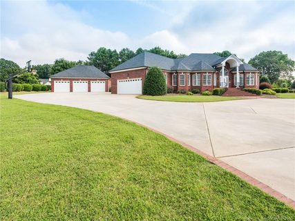 1852 Kendrick Road