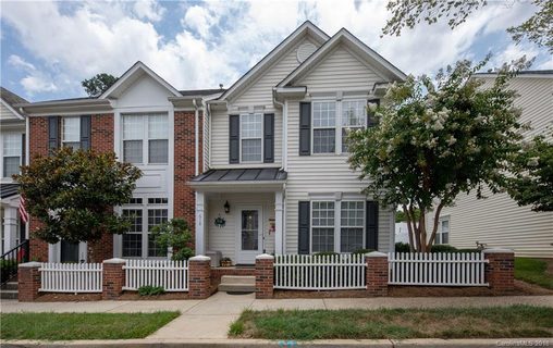 618 Atherton Way sold home in Manchester, Rock Hill, SC