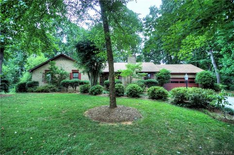 2225 Cross Creek Drive 9