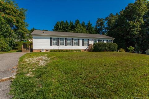 29 Sydney Lane sold home in Windy Hill Farms, Asheville, NC
