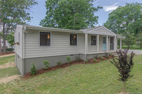 345 Oakview Park Road sold home in Oakview Park, Asheville, NC