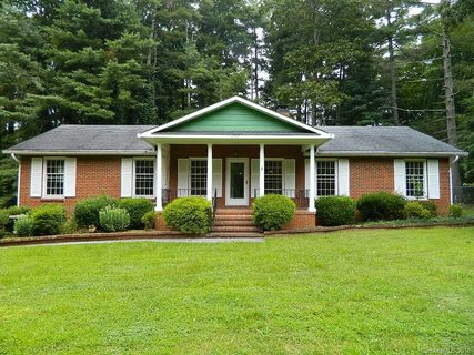 1717 Bluebird Drive sold home in Statonwoods, Hendersonville, NC