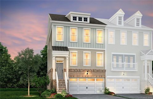 323 Belton Street 02200