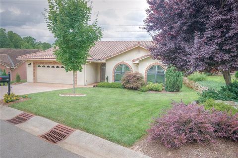 52 Ocaso Drive