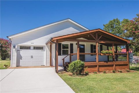 119 Wild Rose Loop 18 sold home in Roseland Heights, Mooresville, NC
