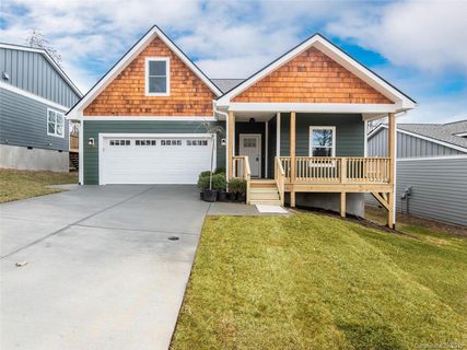17 Woodbridge Park Drive 6