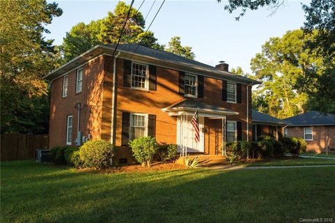 7544 Glencannon Drive sold home in Lake Forest, Charlotte, NC