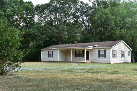 1510 Mill Creek Church Road sold home in River Chase, Monroe, NC