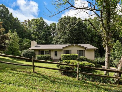 15 Tuckaway Drive 13 sold home in Kenwood, Asheville, NC