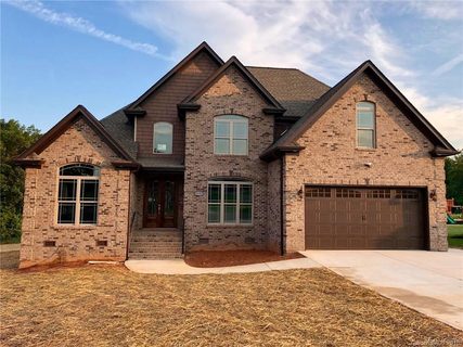 5147 Meadow Park Lane sold home in Abernethy Park, Hickory, NC