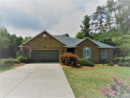 2086 Cameron Heights Circle