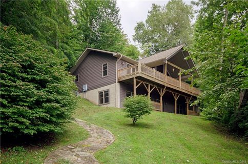 989 Old Fiddle Road