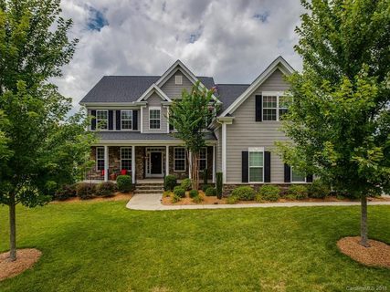 3024 Twin Lakes Drive sold home in Lake Forest Preserve, Weddington, NC
