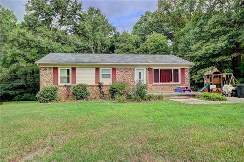 408 Wooddale Drive
