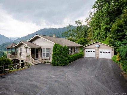 135 Hillside Drive