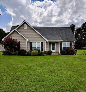 909 Pondside Drive