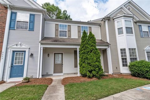 6647 Rothchild Drive sold townhome in The Preserve at Beverly Crest, Charlotte, NC