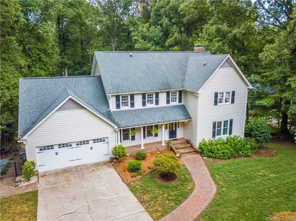 10335 Stonemede Lane sold home in Providence Ridge, Matthews, NC