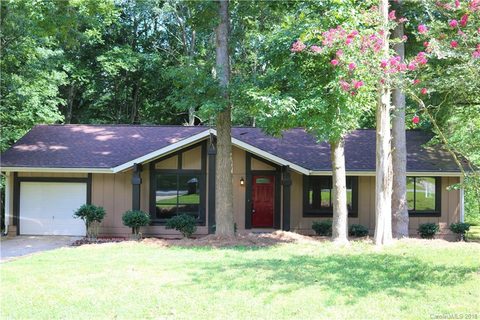 220 Paradise Drive