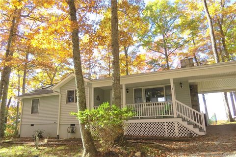 136 Lake Ridge Road sold home in Slick Rock, Brevard, NC